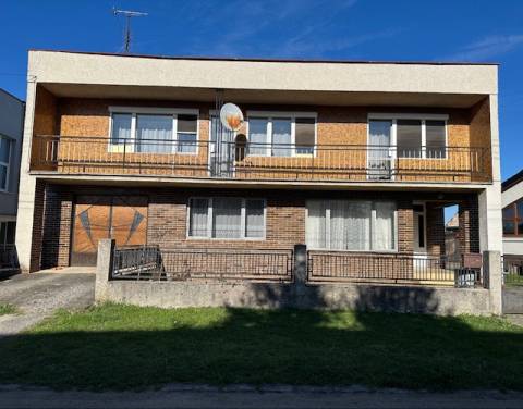  Priestranný rodinný dom v tichej  lokalite mesta Lučenec